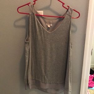 Nice grey Tank